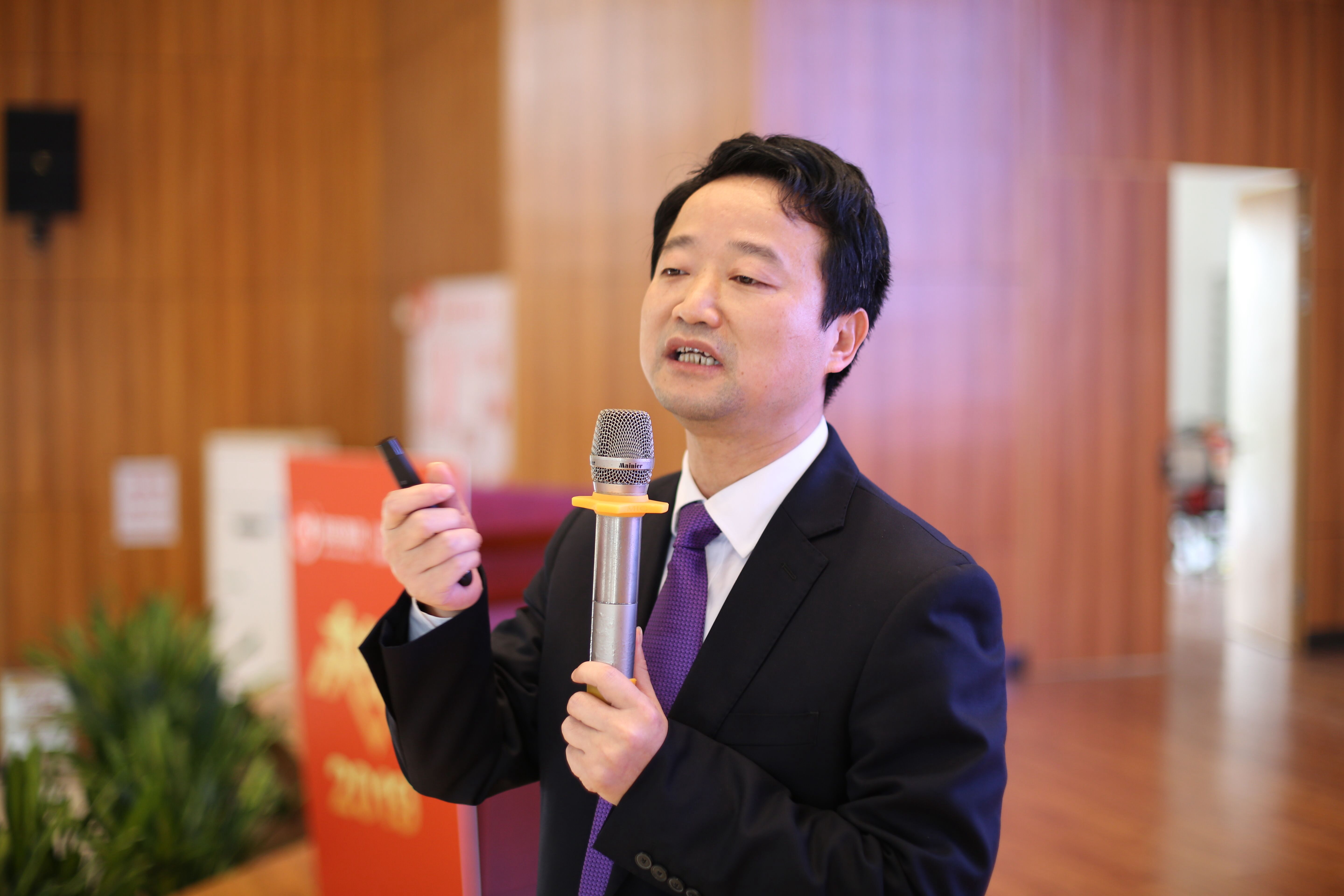 ONE游戏官网-皇马巴塞赞助商