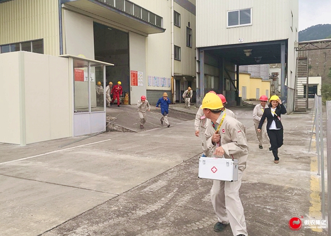 201904021617115306 ONE游戏官网-皇马巴塞赞助商