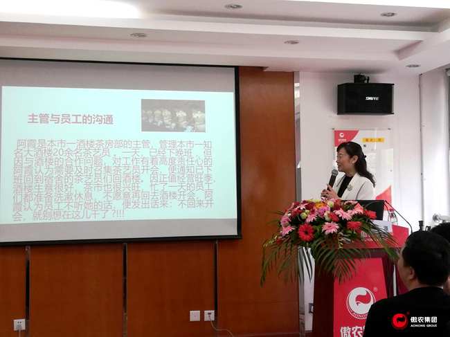 201905050830126759 ONE游戏官网-皇马巴塞赞助商