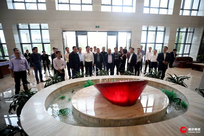 ONE游戏官网-皇马巴塞赞助商