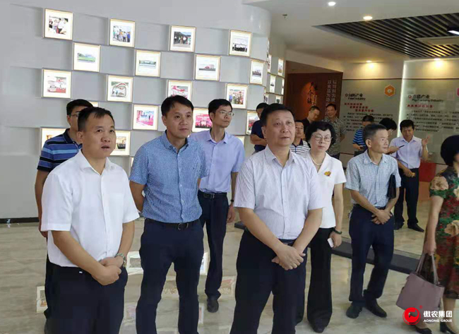 201907181621040733 ONE游戏官网-皇马巴塞赞助商