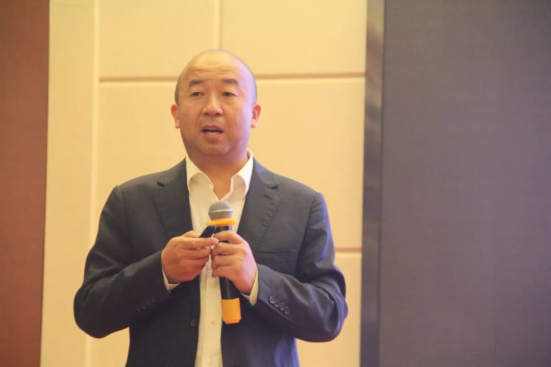 ONE游戏官网-皇马巴塞赞助商