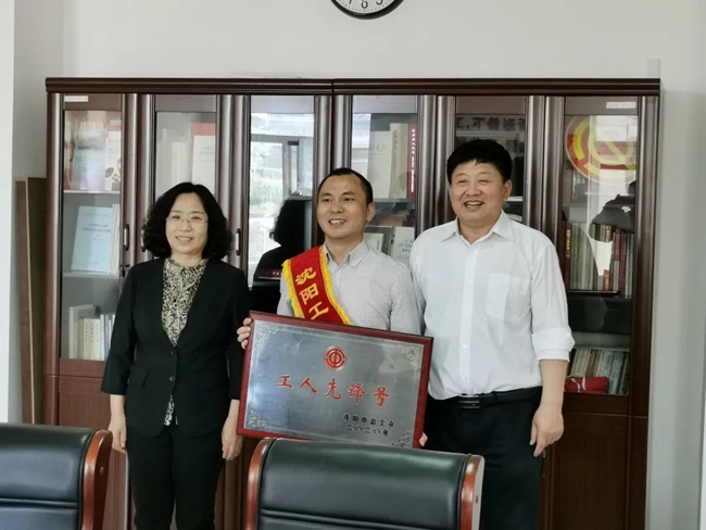 ONE游戏官网-皇马巴塞赞助商