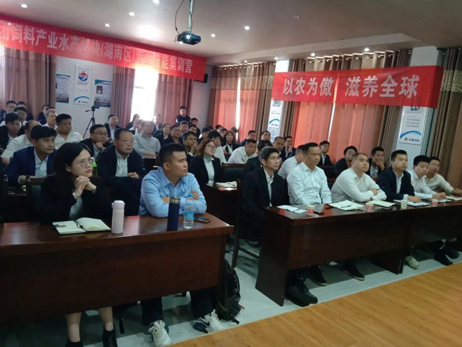ONE游戏官网-皇马巴塞赞助商