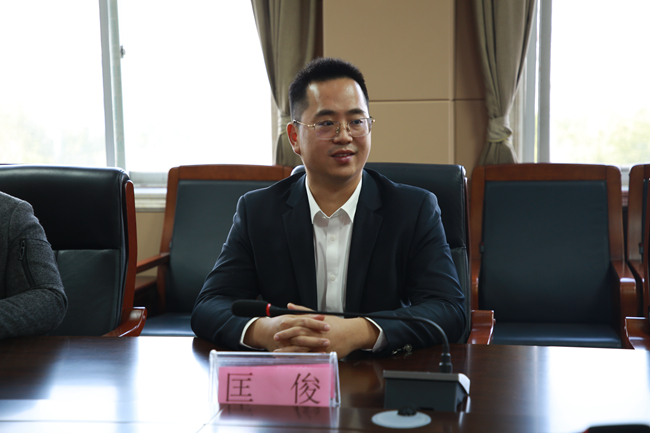 202012090838182577 ONE游戏官网-皇马巴塞赞助商