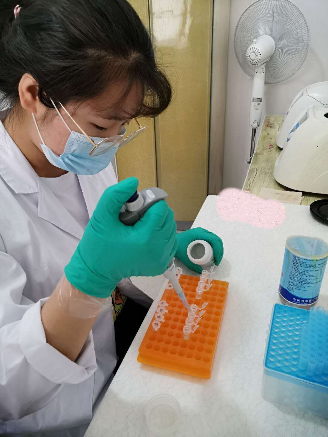 ONE游戏官网-皇马巴塞赞助商