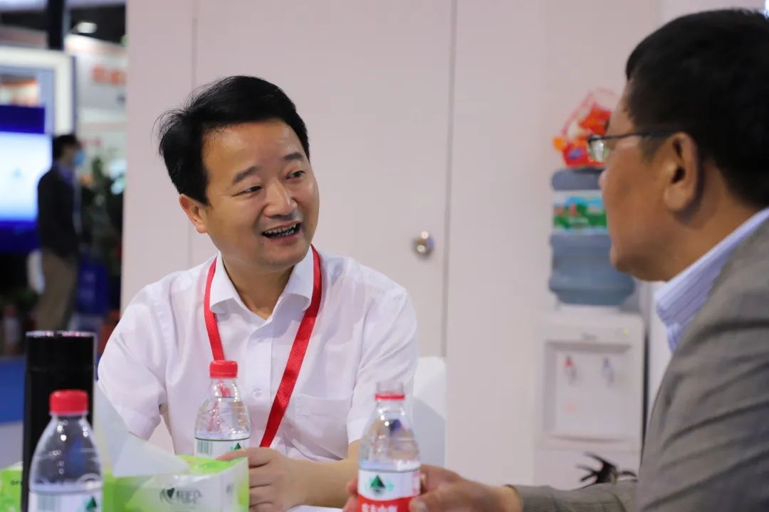 ONE游戏官网-皇马巴塞赞助商