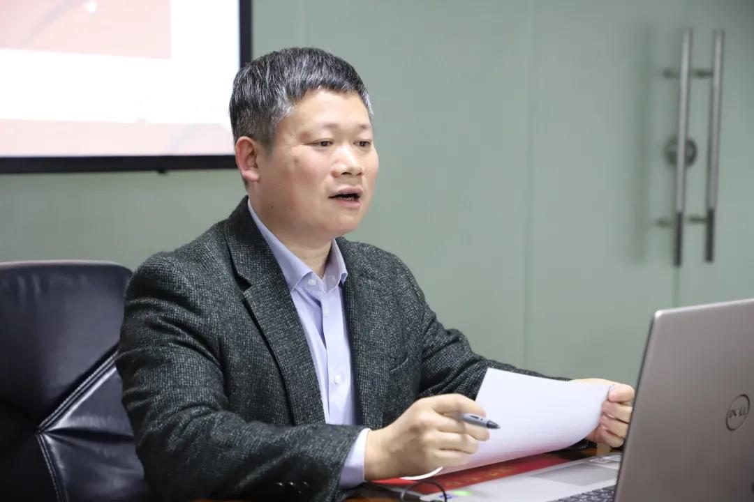 ONE游戏官网-皇马巴塞赞助商